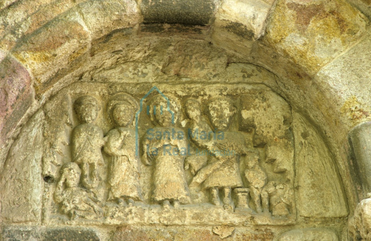 Relieve del ábside del evangelio