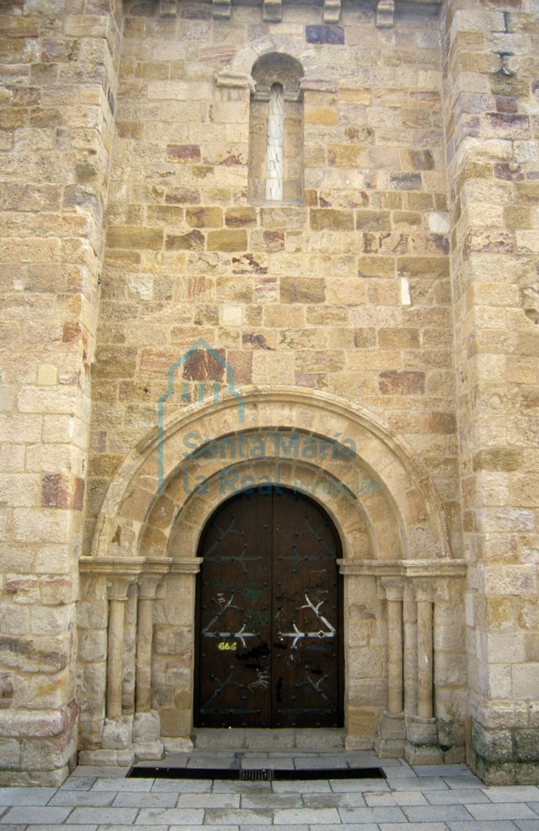 Portada septentrional