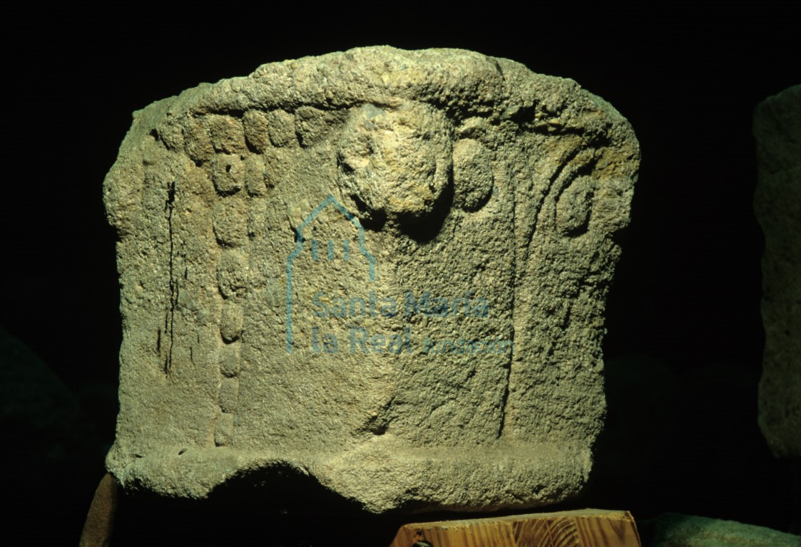 Piedra moldurada