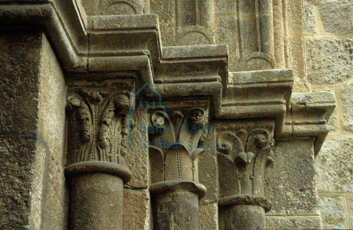 Capiteles de la portada septentrional