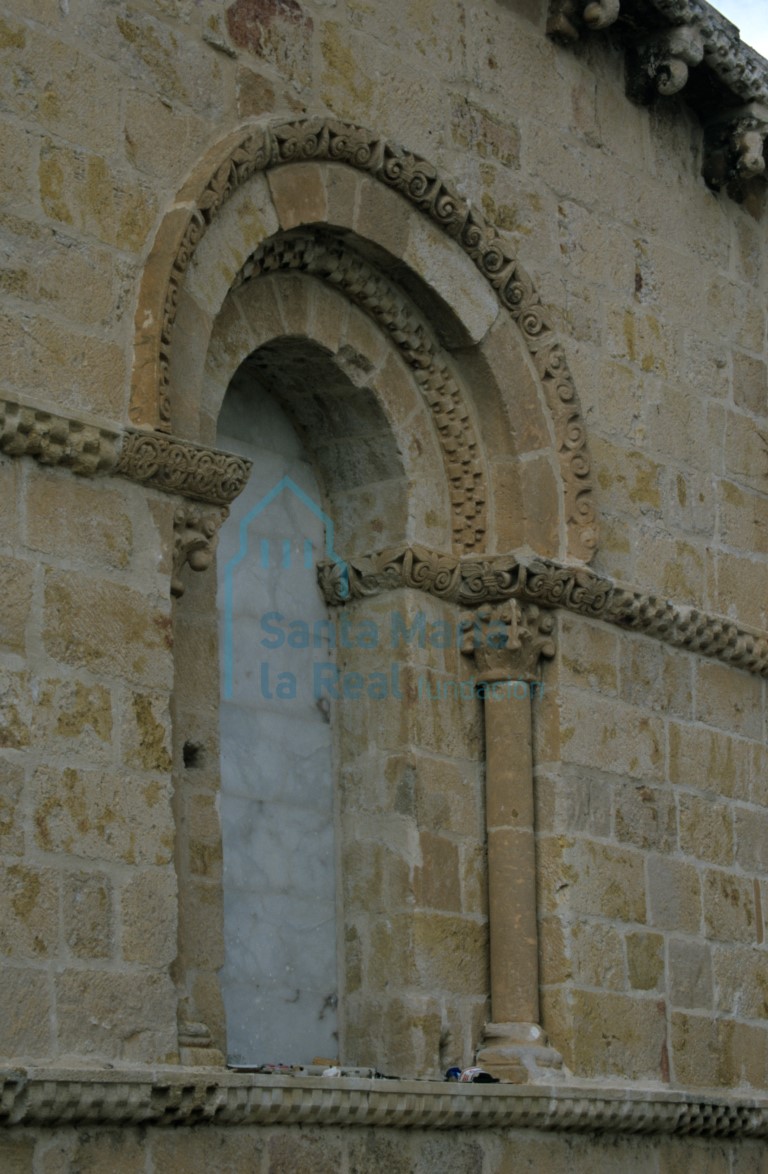Ventana del ábside mayor