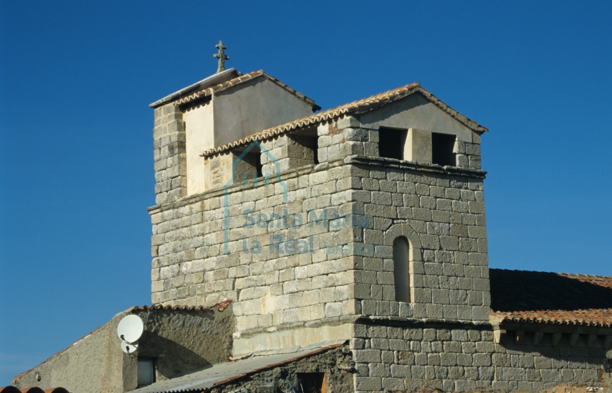 La torre desde el suroeste