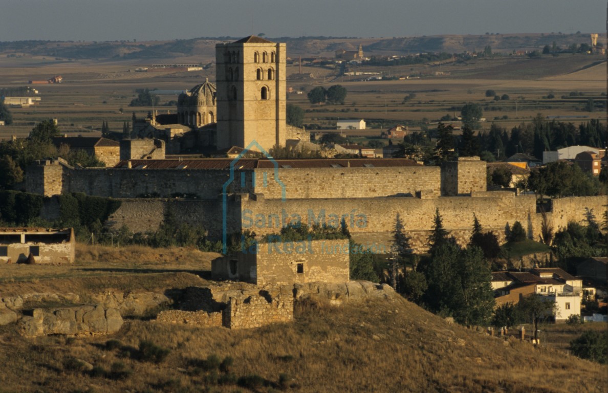 Catedral y castillo vistos desde el nororeste