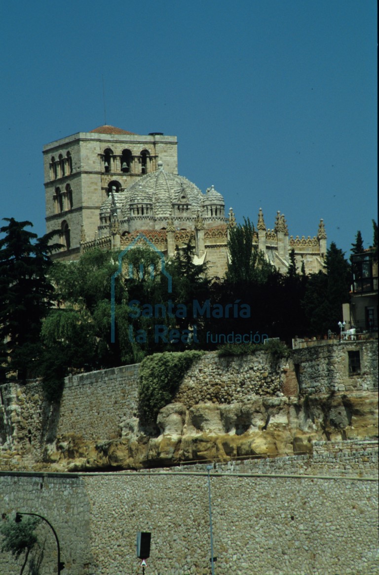 Exterior de la catedral