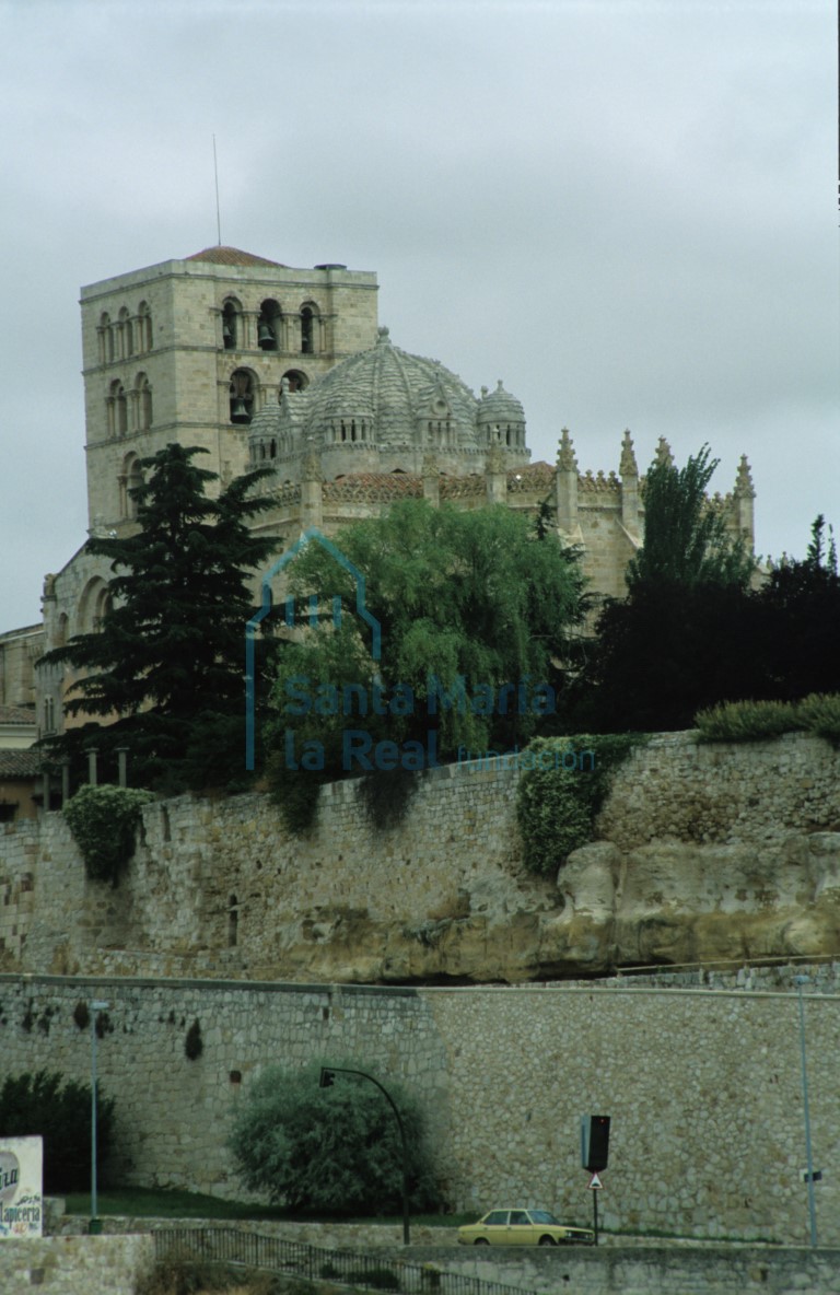 Exterior de la catedral