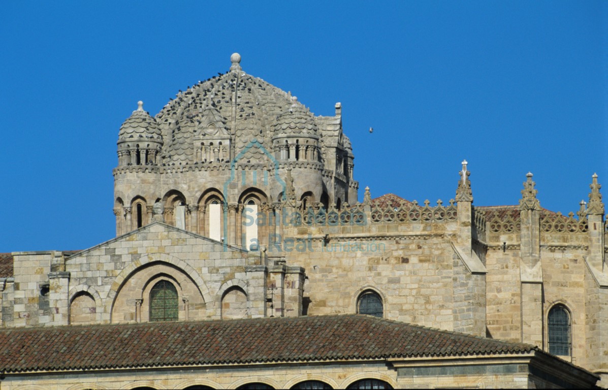 Detalle del exterior del cimborrio de la catedral