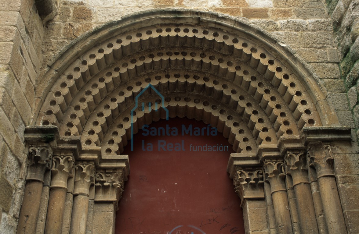 Arquivoltas de la portada meridional