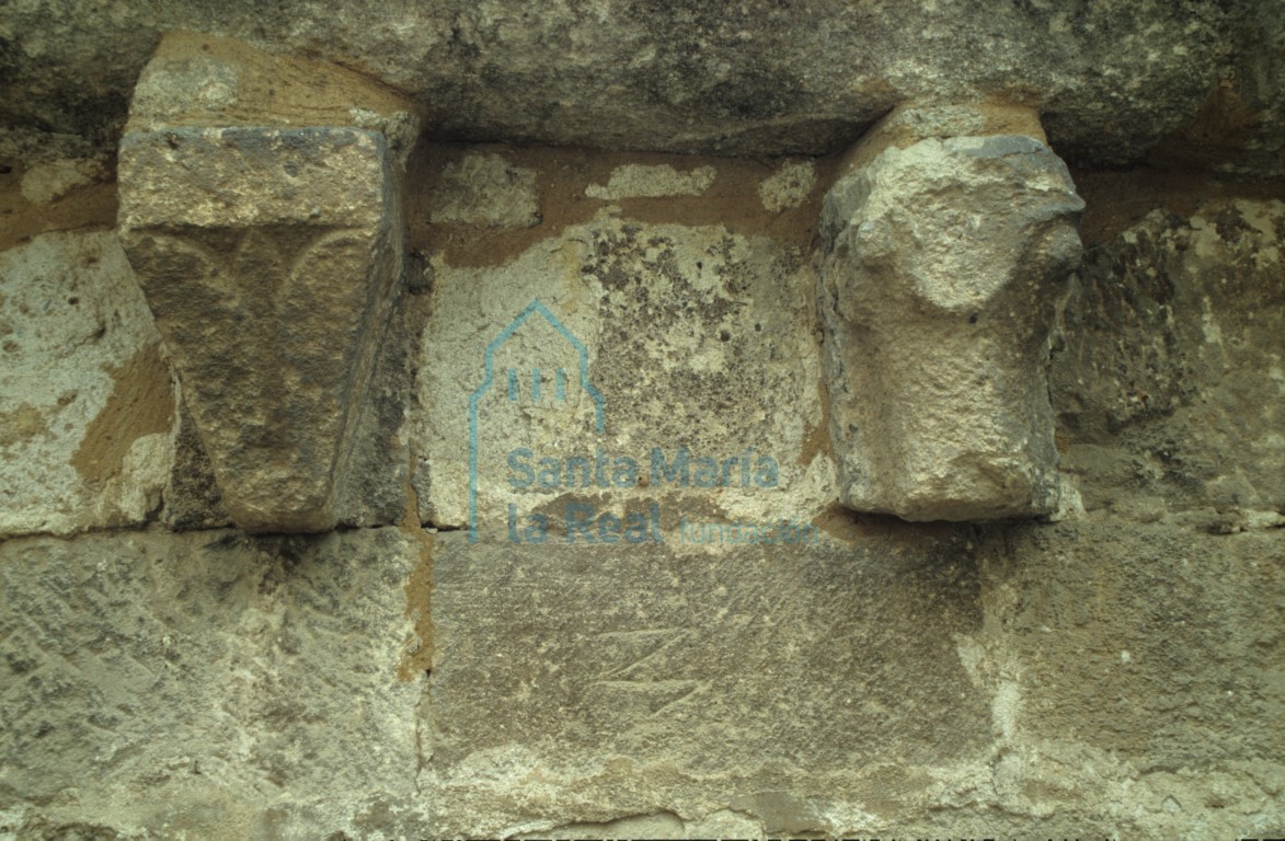 Canecillos