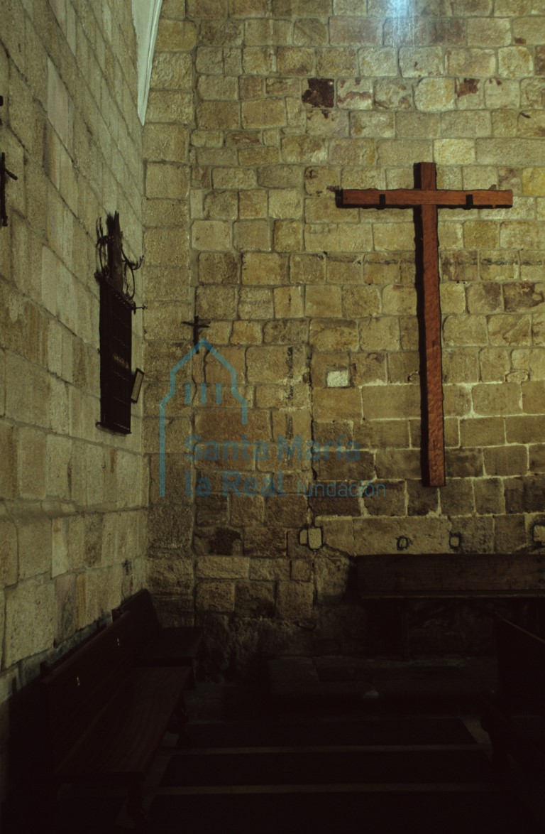 Muro sur de la nave