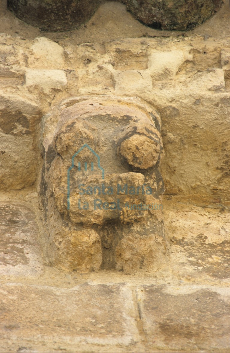 Detalle de un canecillo