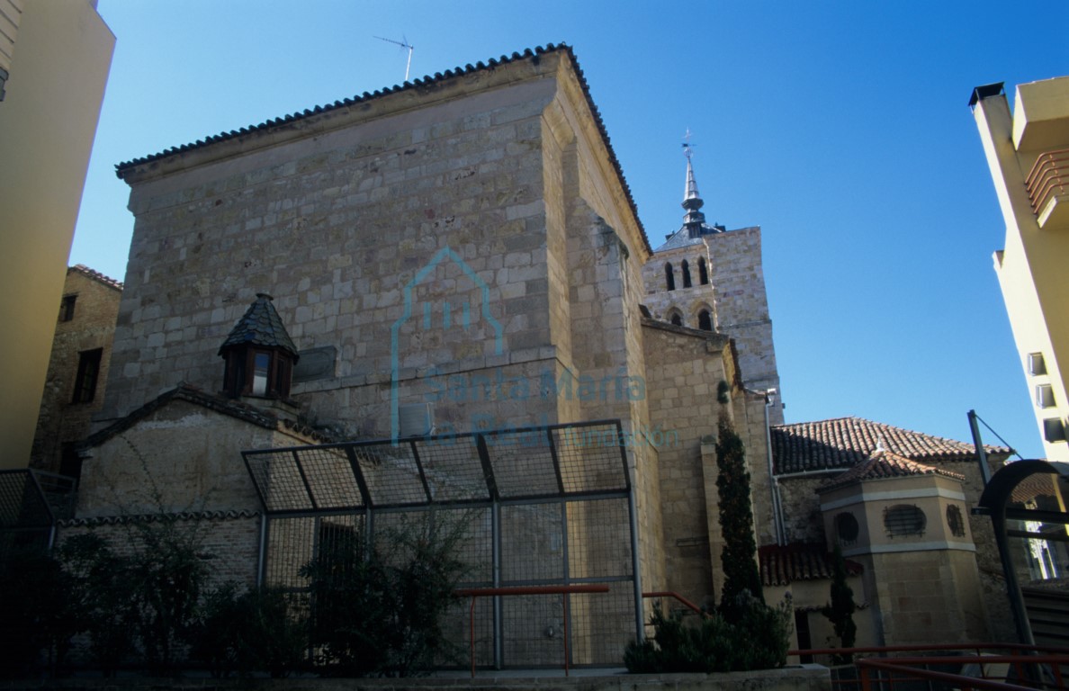 Exterior de la iglesia desde el noreste