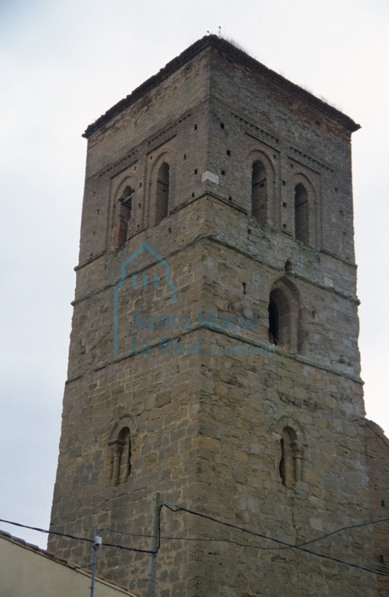 Vista de la torre de San Nicolás