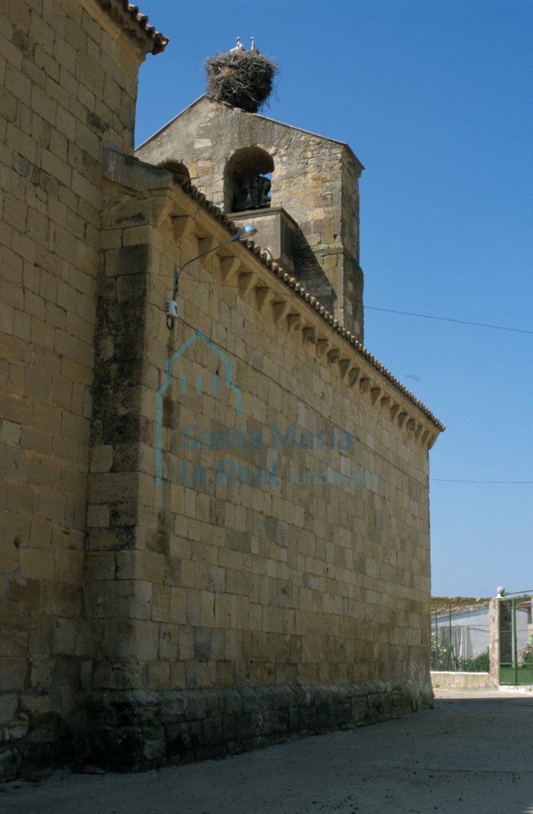 Muro septentrional de la nave