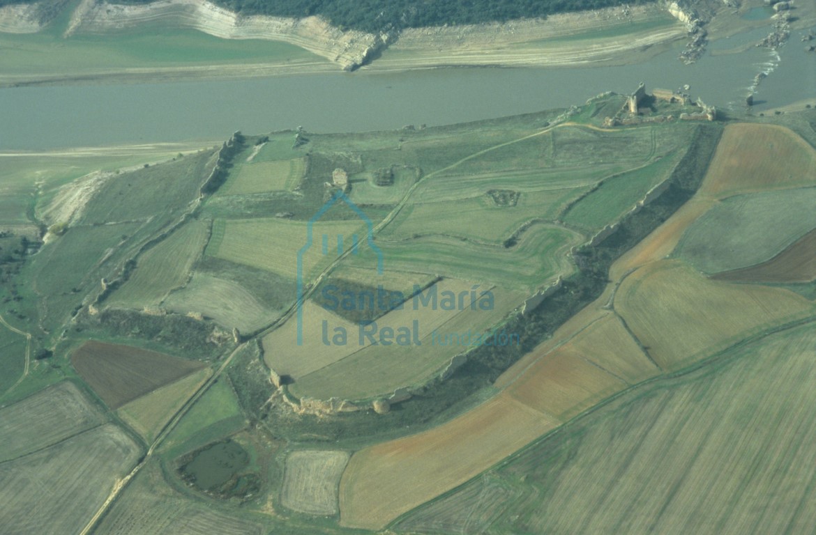 Vista aérea del castillo de Castrotorafe