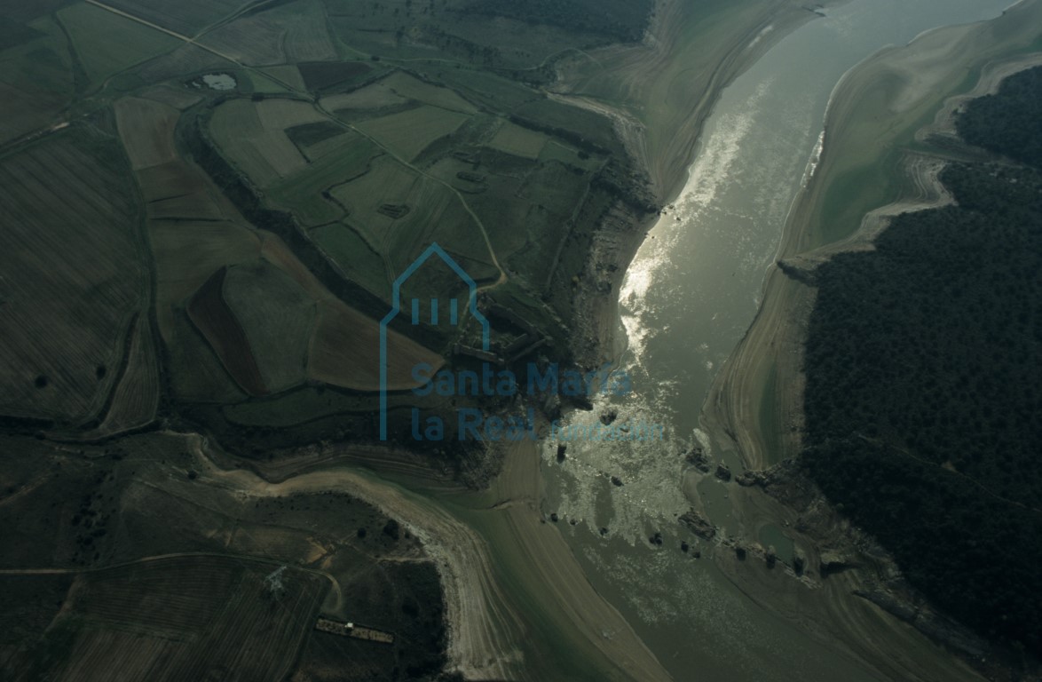 Vista aérea del castillo de Castrotorafe