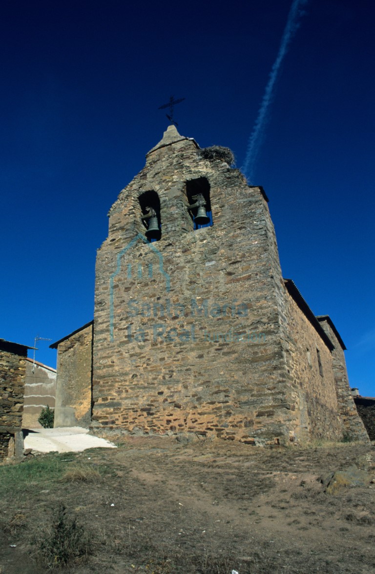 Vista del templo desde el suroeste