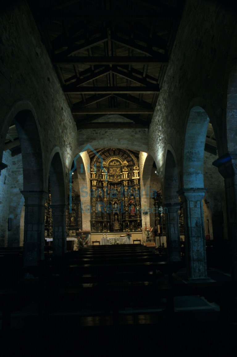 Interior de la iglesia