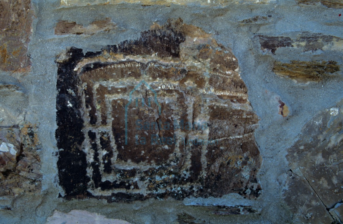 Sillar tallado con un alquerque