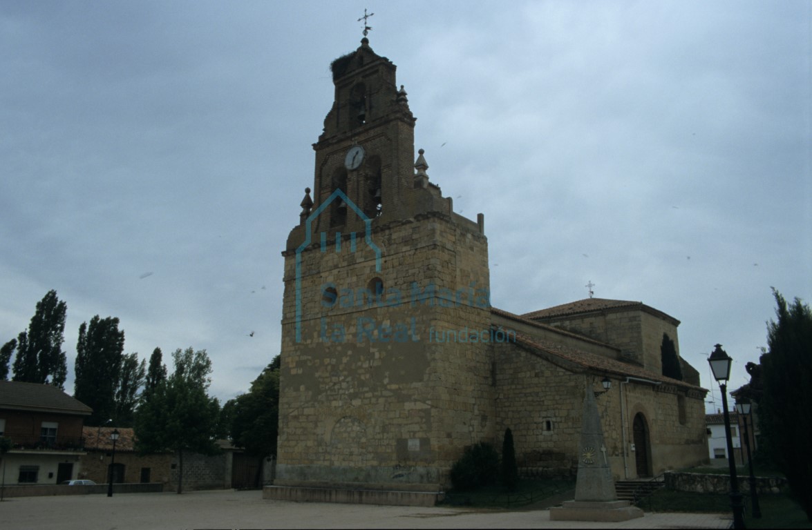 Vista del exterior desde el suroeste