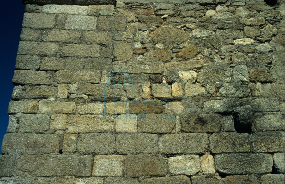 Esquina suroeste de la iglesia