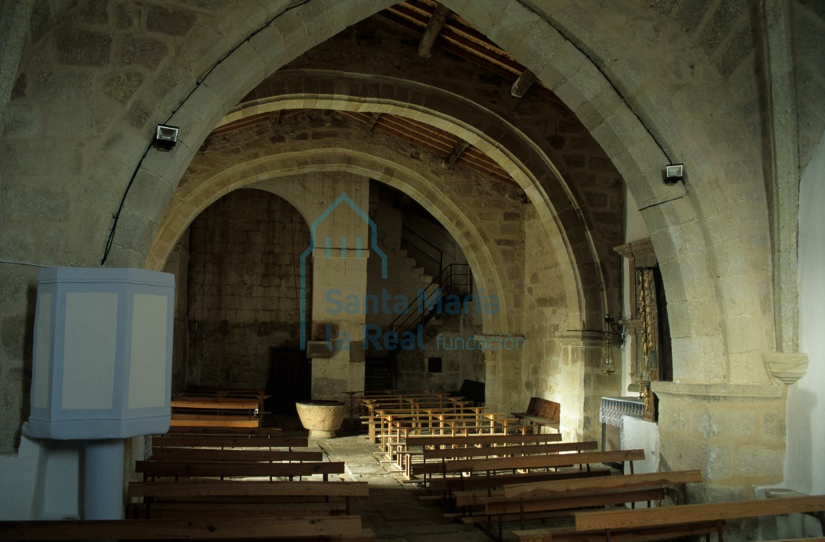 El interior. Fotografía tomada desde la cabecera