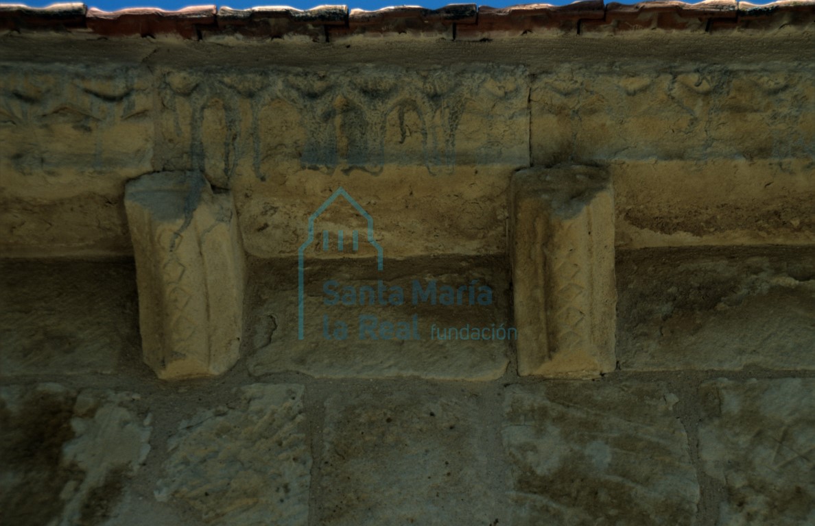 Detalle de los canecillos