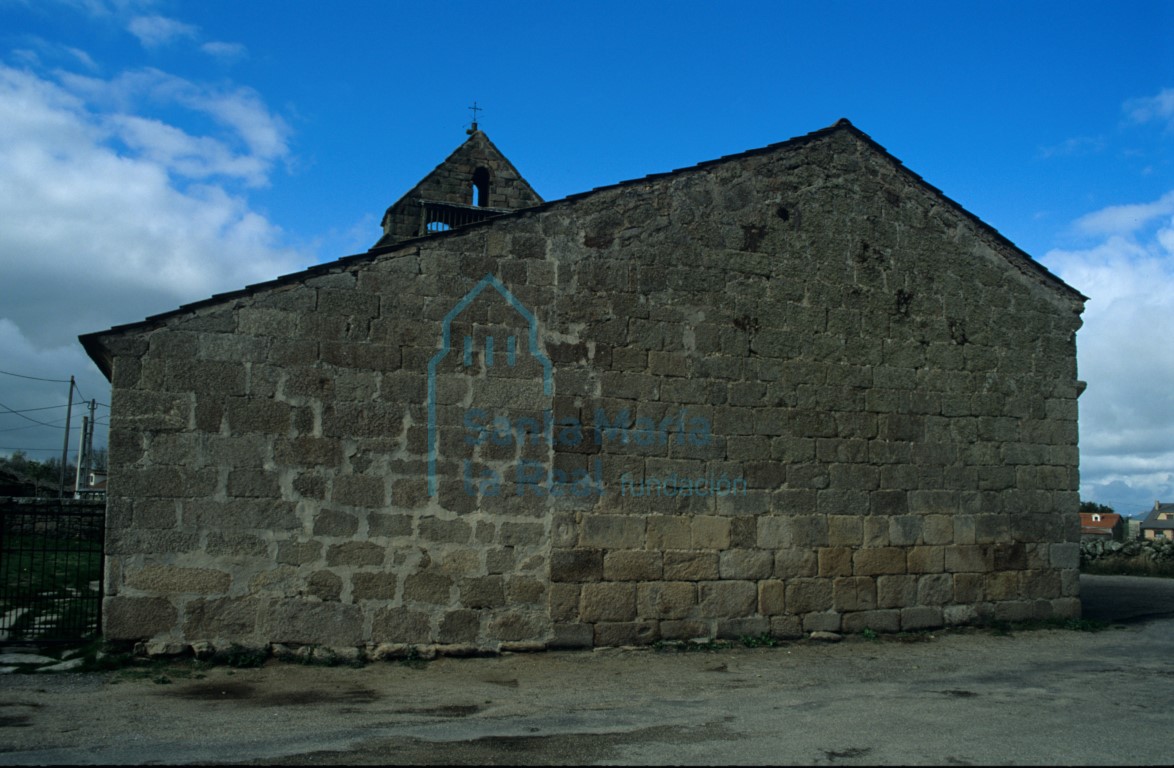 Exterior de la cabecera