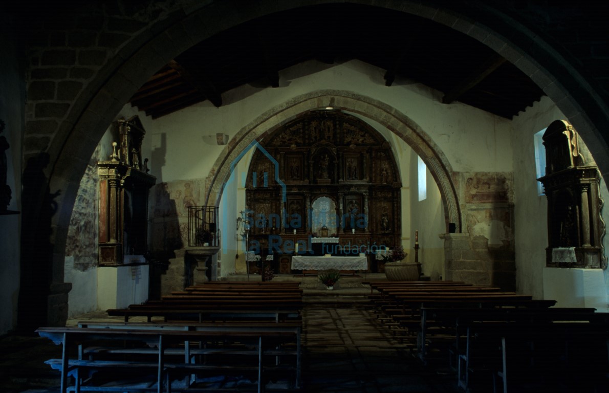 Interior de la iglesia