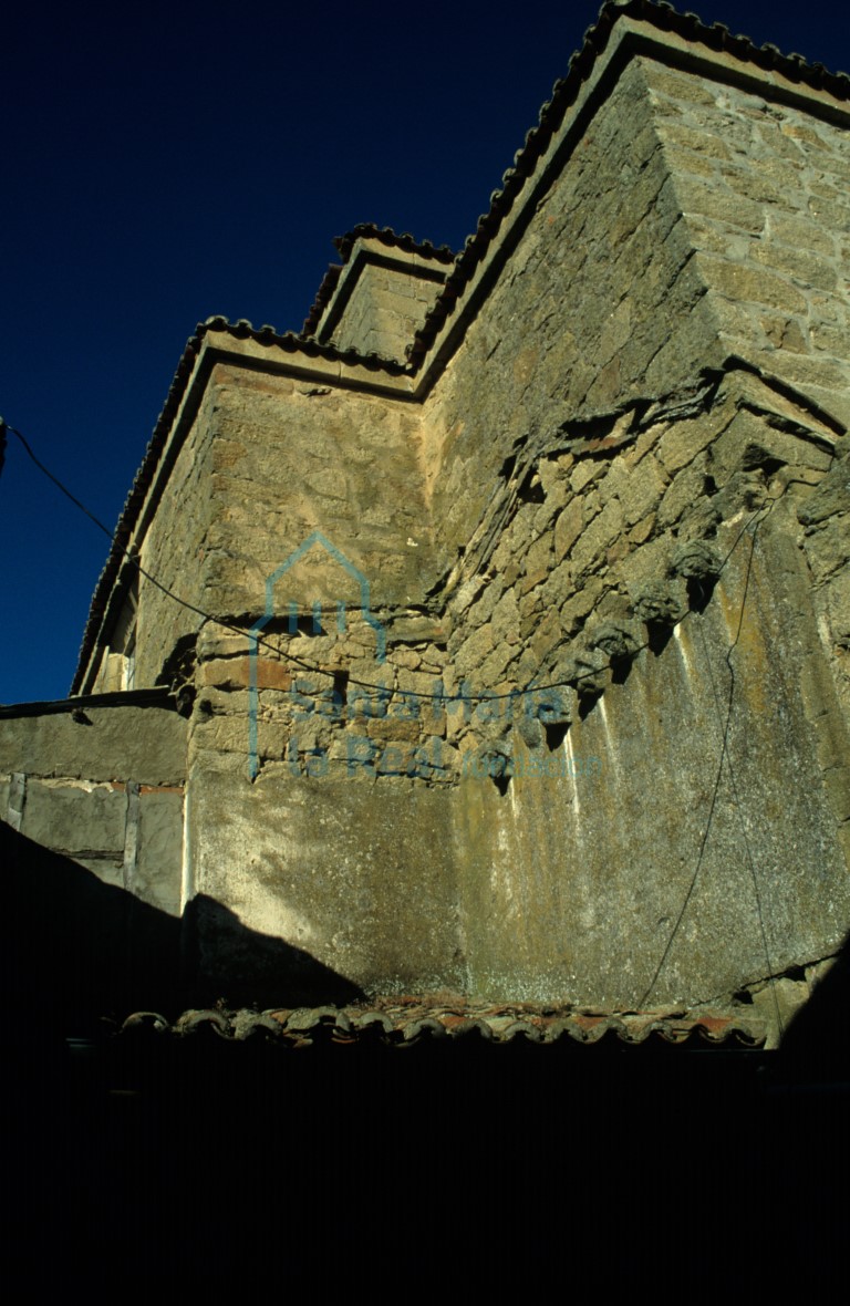 Detalle del muro sur de la cabecera