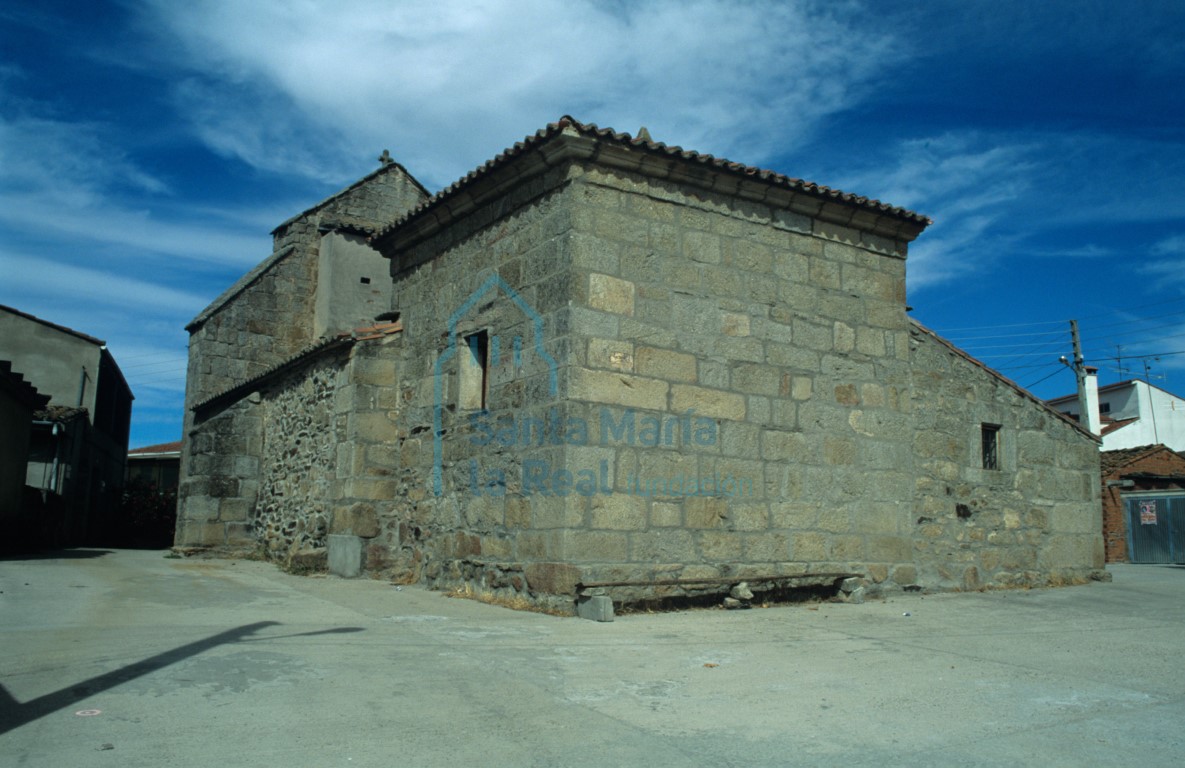 Exterior de la cabecera