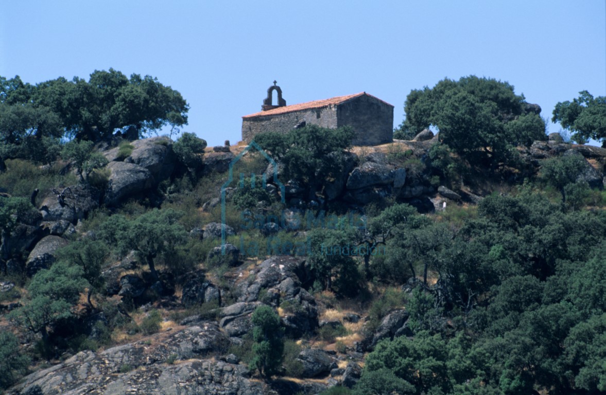 La ermita vista desde el sureste