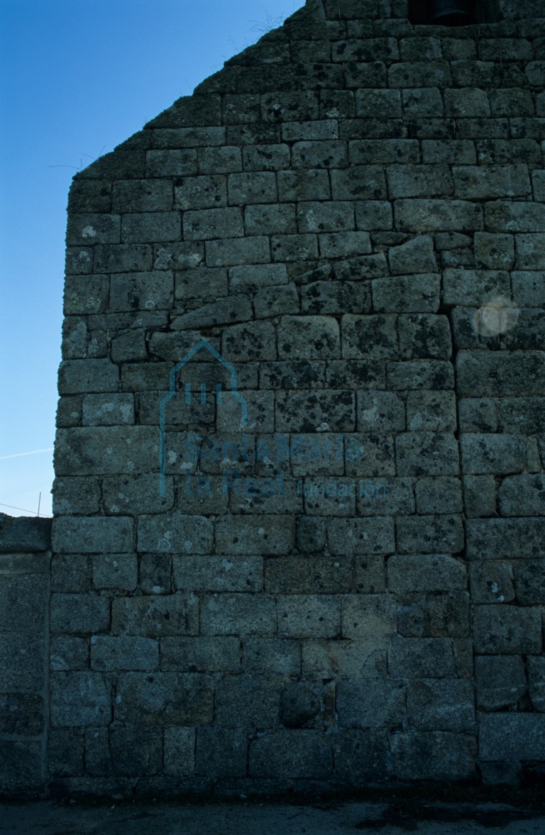 Detalle de la espadaña