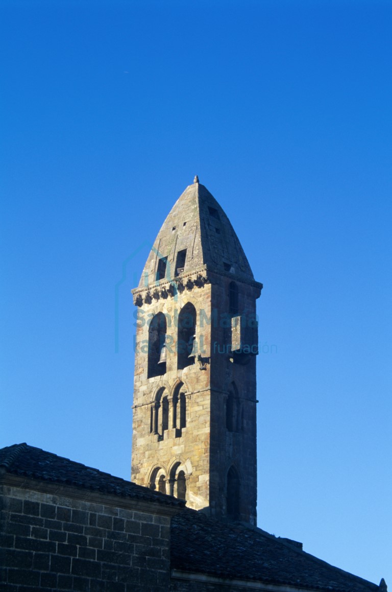 Exterior de la torre