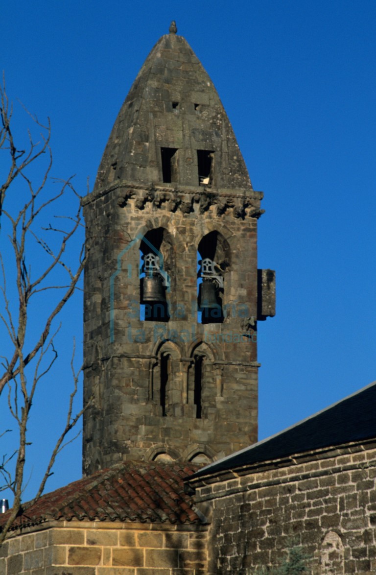 Vista de la torre desde el este