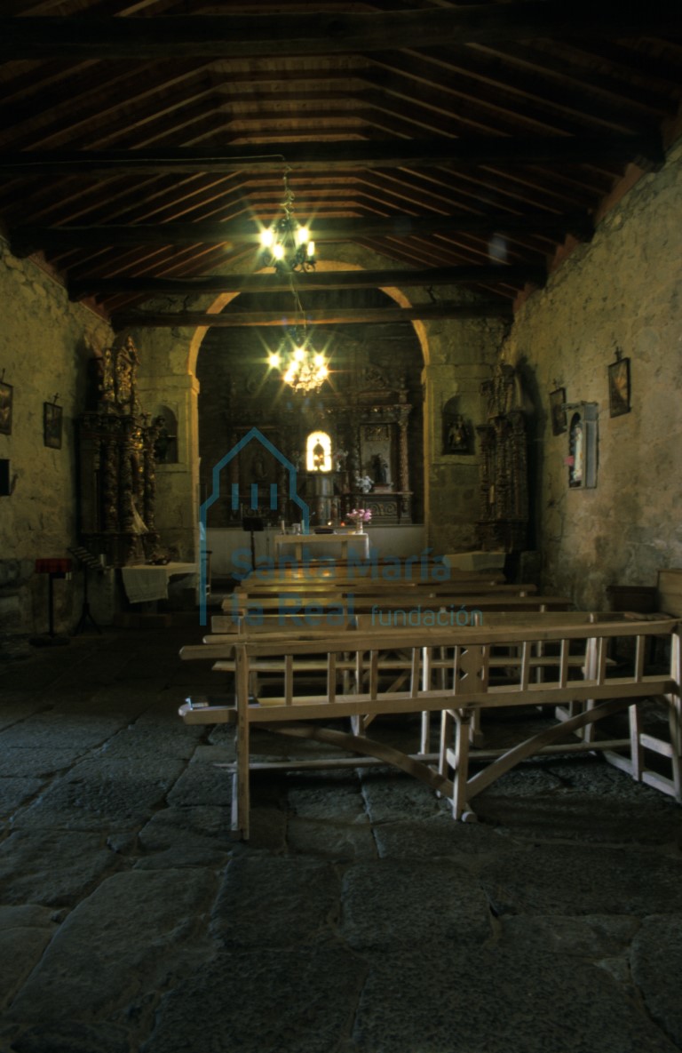 Interior de la iglesia