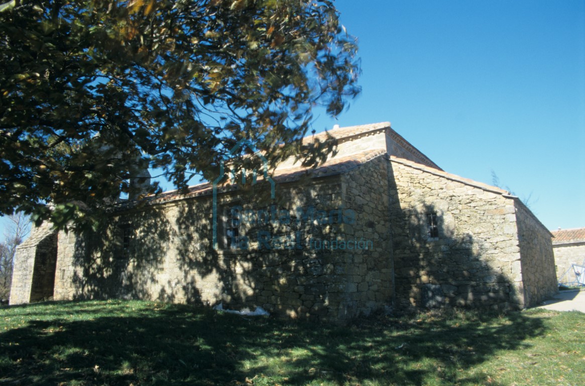 Vista del exterior desde el lado sureste