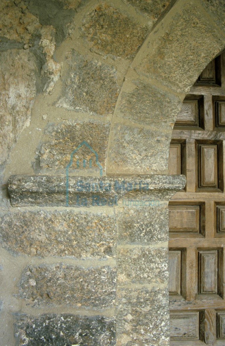 Detalle de la portada meridional