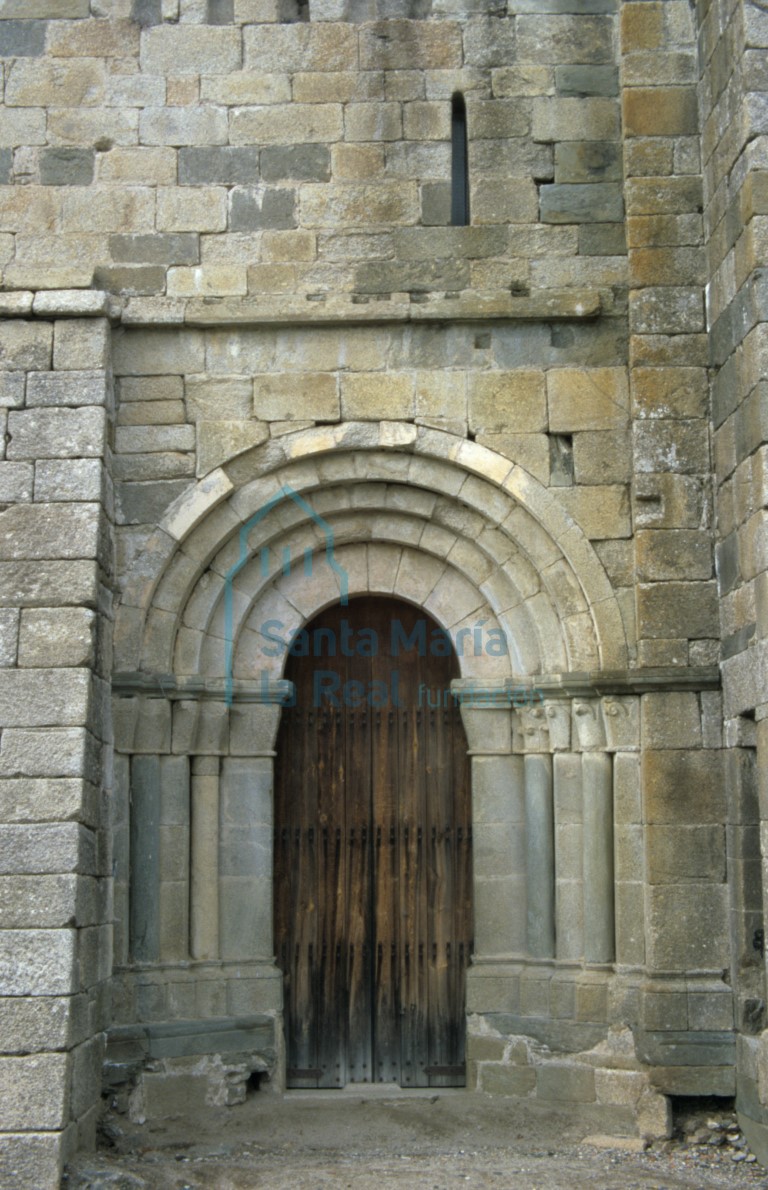 Portada meridional