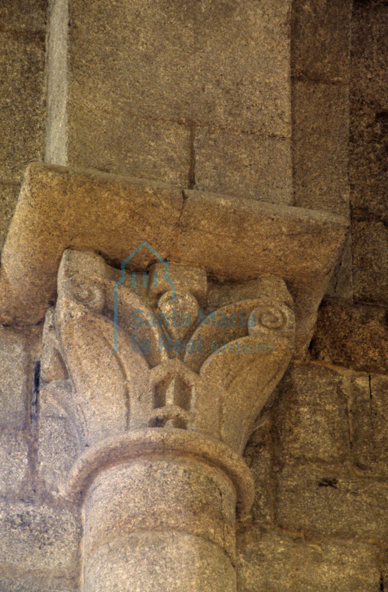 Capitel de la nave Capitel de la nave