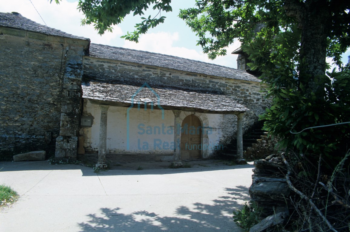Vista del pórtico septentrional