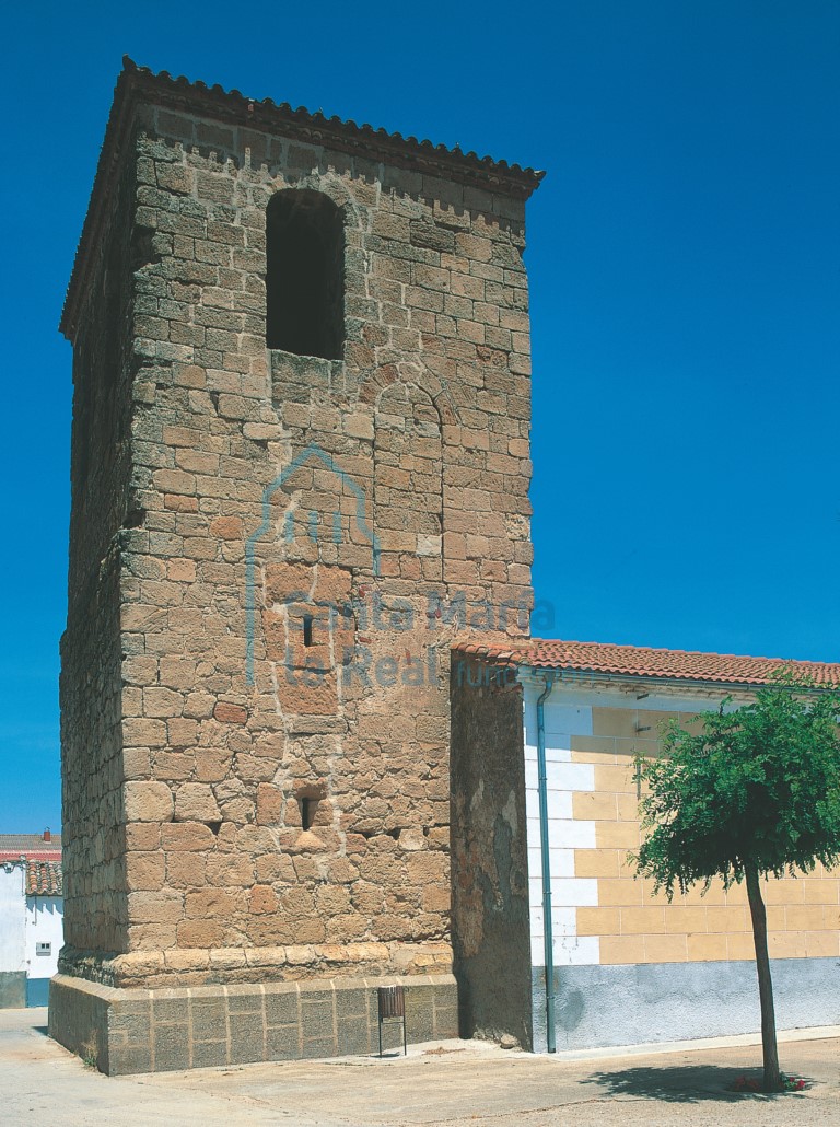 Fachada sur de la torre Fachada sur de la torre