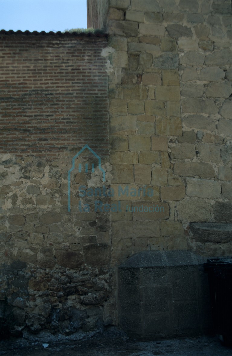 Fachada norte de la torre