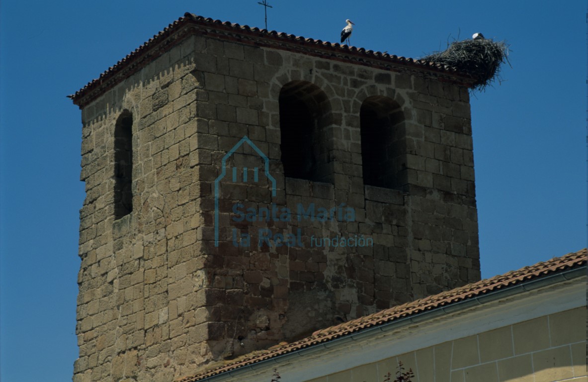 Vista de la torre desde el sureste