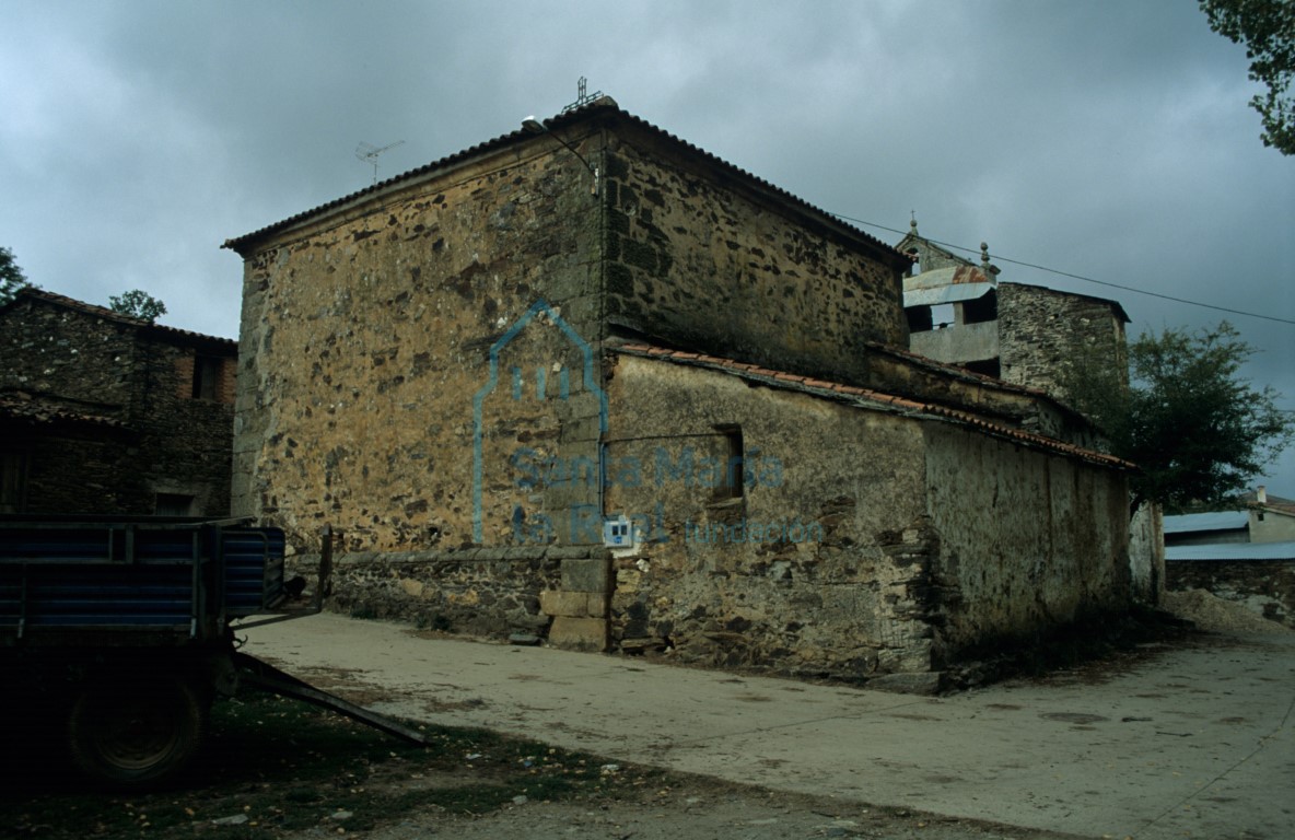 Exterior de la cabecera