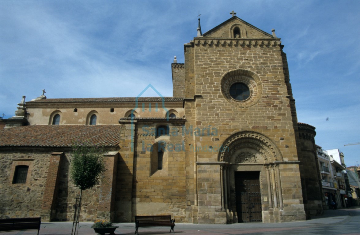 Vista de la fachada meridional