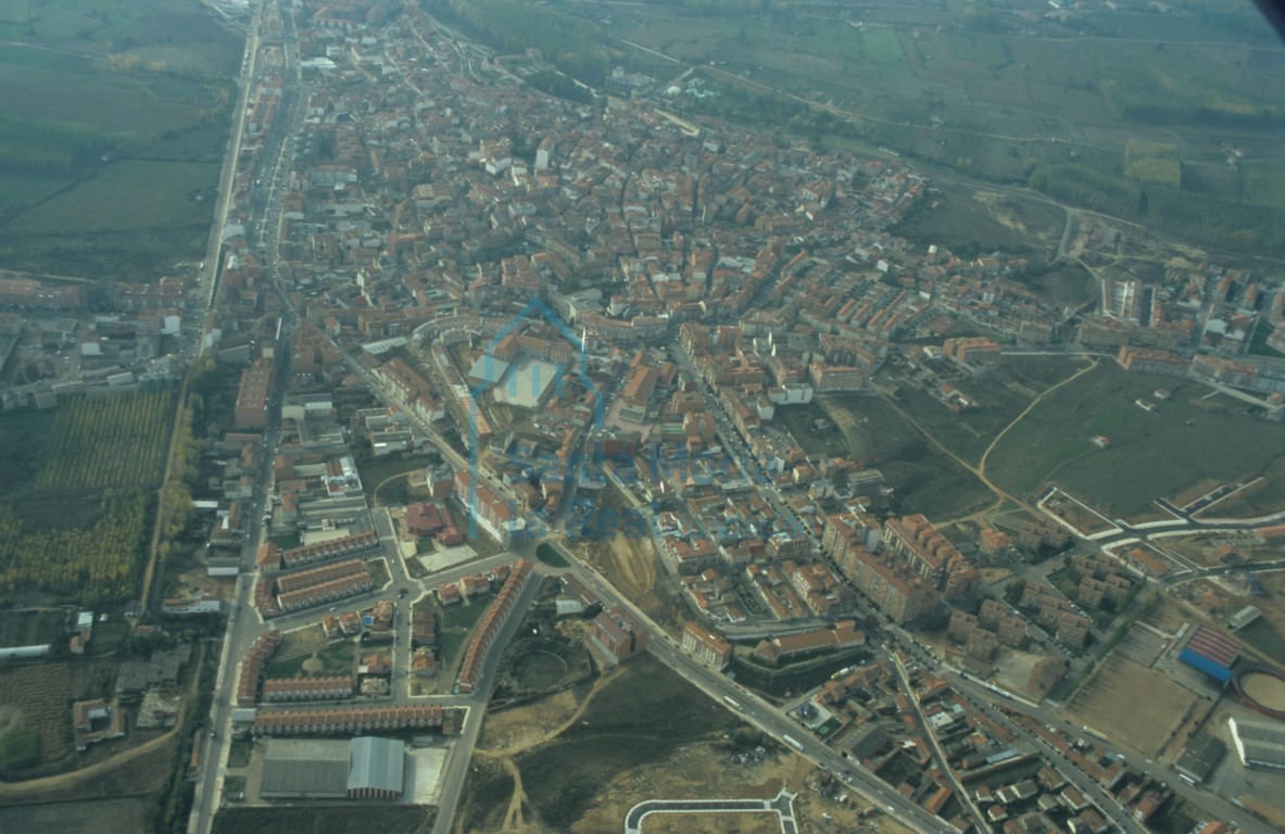 Vista aérea del casco urbano de Benavente