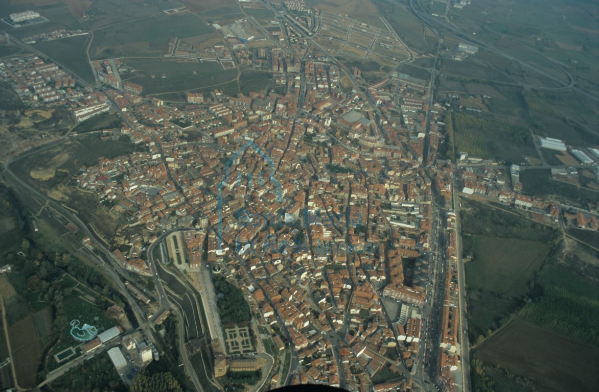 Vista aérea del casco urbano de Benavente