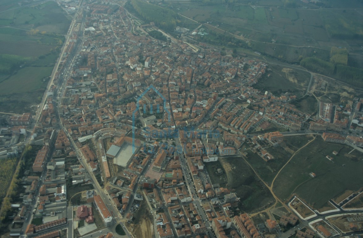 Vista aérea del casco urbano de Benavente