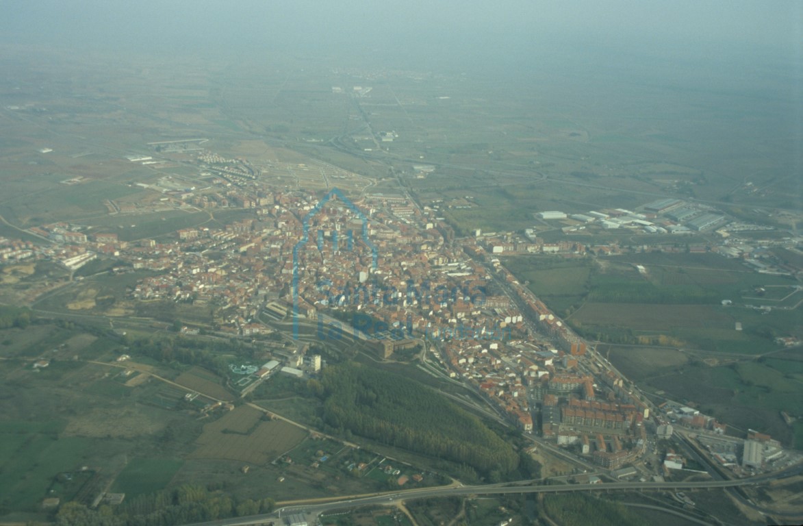 Vista aérea del casco urbano de Benavente