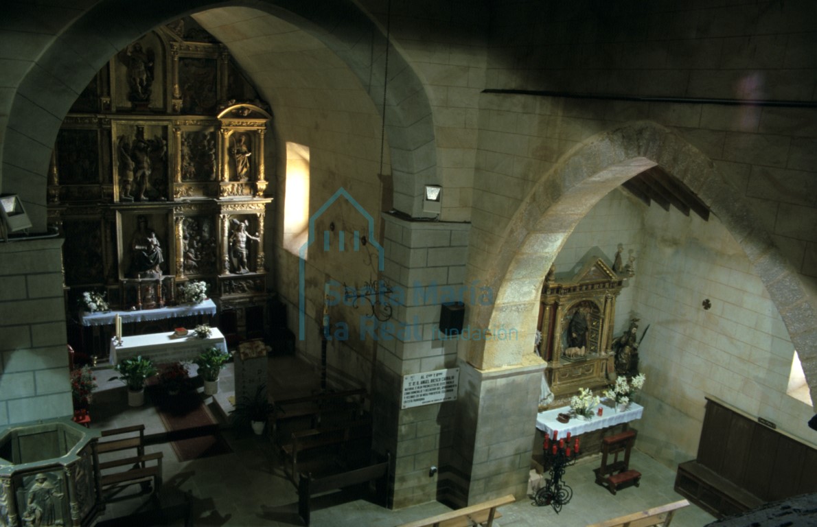 Vista del interior de la iglesia desde el coro